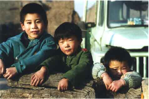 Little kids from Pingyao